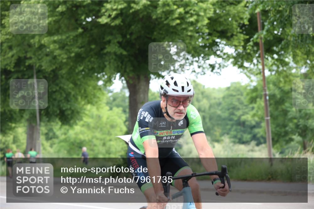 15.06.2025 - 7 Türme Triathlon Yannick Fuchs http://msf.ph/oto/7961735 15.06.2025 10:05:56 Radfahren 137, 139, 140, 145, 146, 148 meine-sportfotos.de