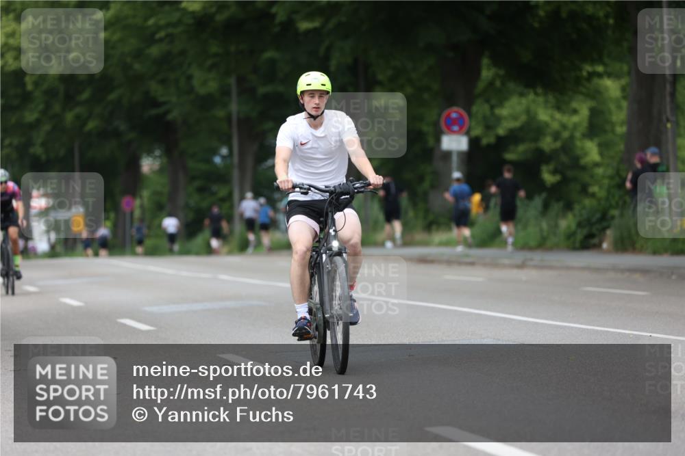 15.06.2025 - 7 Türme Triathlon Yannick Fuchs http://msf.ph/oto/7961743 15.06.2025 13:50:43 Radfahren 326, 389, 1096 meine-sportfotos.de