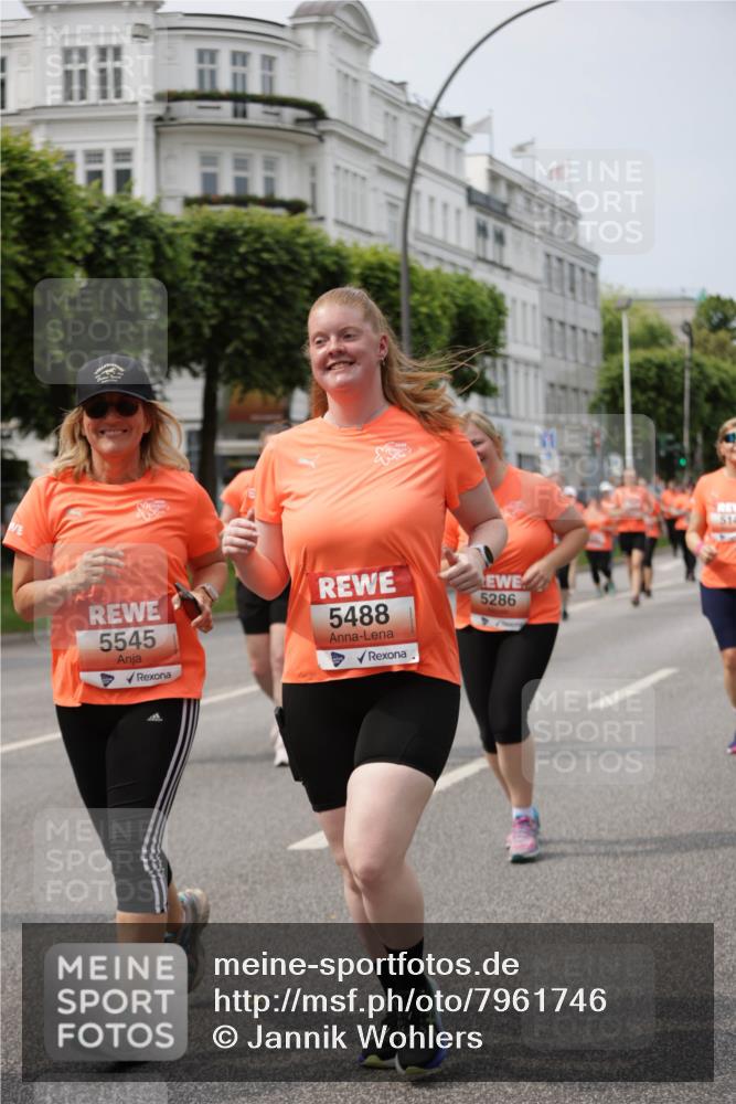 15.06.2025 - REWE Women's Run Jannik Wohlers http://msf.ph/oto/7961746 15.06.2025 09:46:20 Laufen 5545, 5488, 5286, 514 meine-sportfotos.de