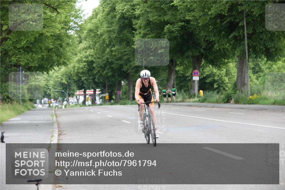 15.06.2025 - 7 Türme Triathlon Yannick Fuchs http://msf.ph/oto/7961794 15.06.2025 10:06:09 Radfahren 70 meine-sportfotos.de