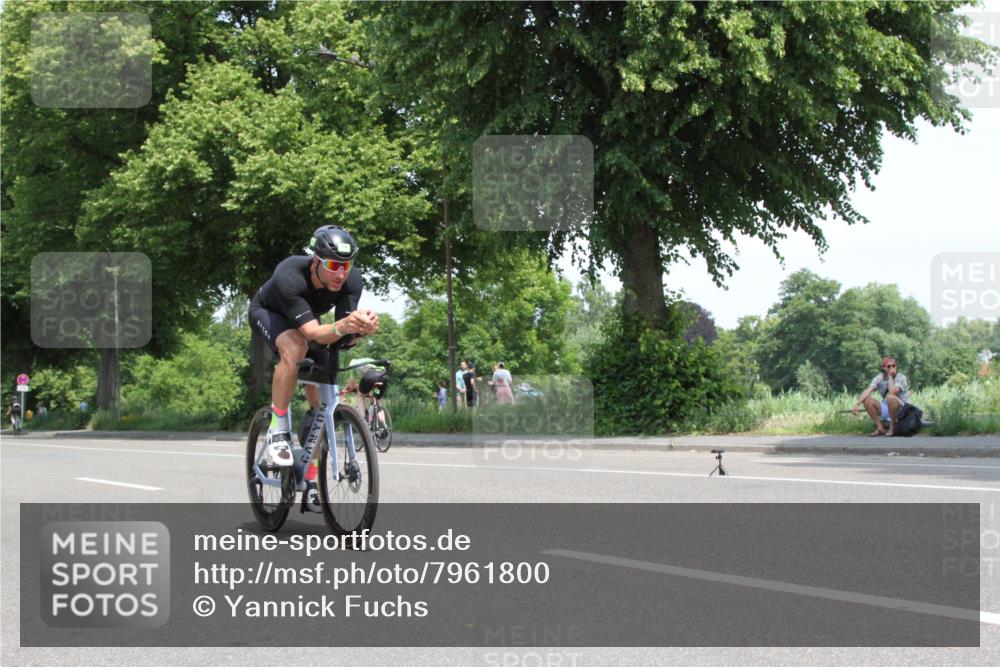 15.06.2025 - 7 Türme Triathlon Yannick Fuchs http://msf.ph/oto/7961800 15.06.2025 12:31:01 Radfahren  meine-sportfotos.de
