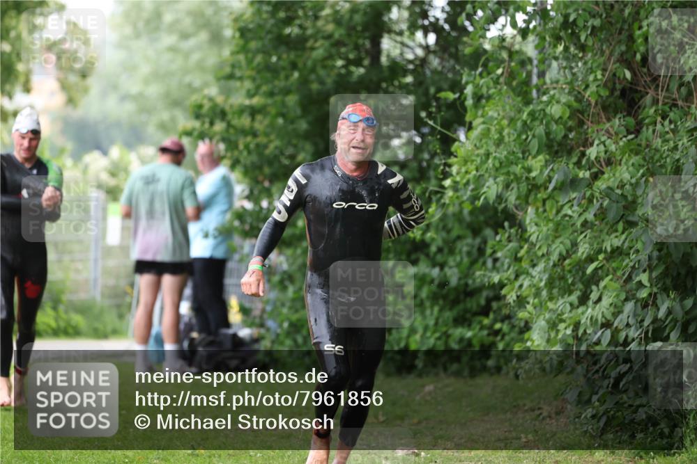 15.06.2025 - 7 Türme Triathlon Michael Strokosch http://msf.ph/oto/7961856 15.06.2025 12:14:04 Schwimmen 395, 439, 442, 466, 497, 501, 543, 599 meine-sportfotos.de