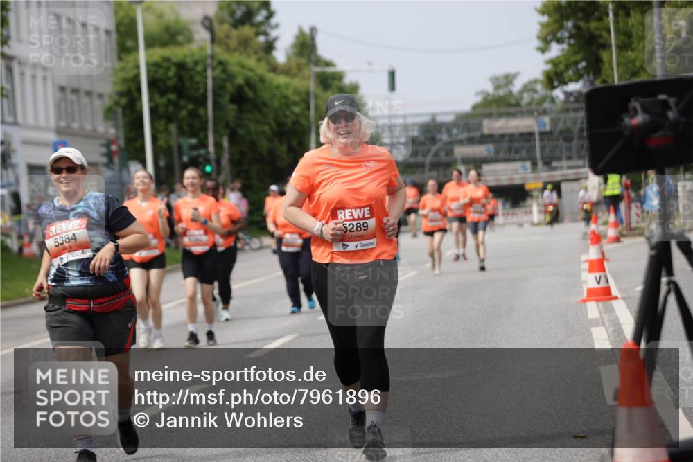 15.06.2025 - REWE Women's Run Jannik Wohlers http://msf.ph/oto/7961896 15.06.2025 09:46:30 Laufen 5384, 5289 meine-sportfotos.de