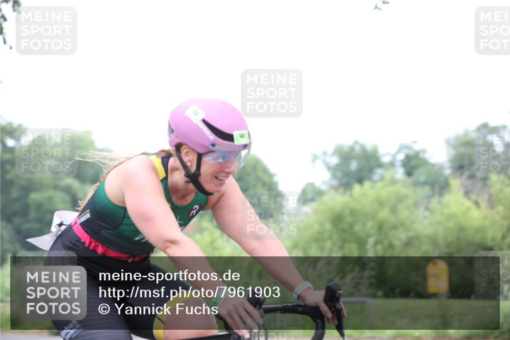 15.06.2025 - 7 Türme Triathlon Yannick Fuchs http://msf.ph/oto/7961903 15.06.2025 10:07:00 Radfahren  meine-sportfotos.de