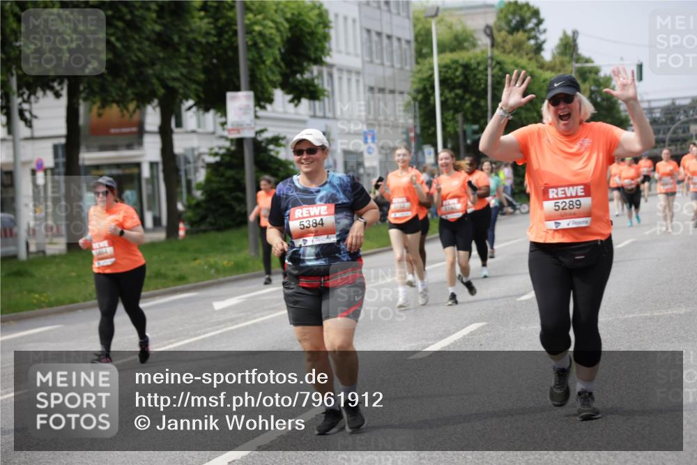 15.06.2025 - REWE Women's Run Jannik Wohlers http://msf.ph/oto/7961912 15.06.2025 09:46:31 Laufen 116, 5384, 5289 meine-sportfotos.de