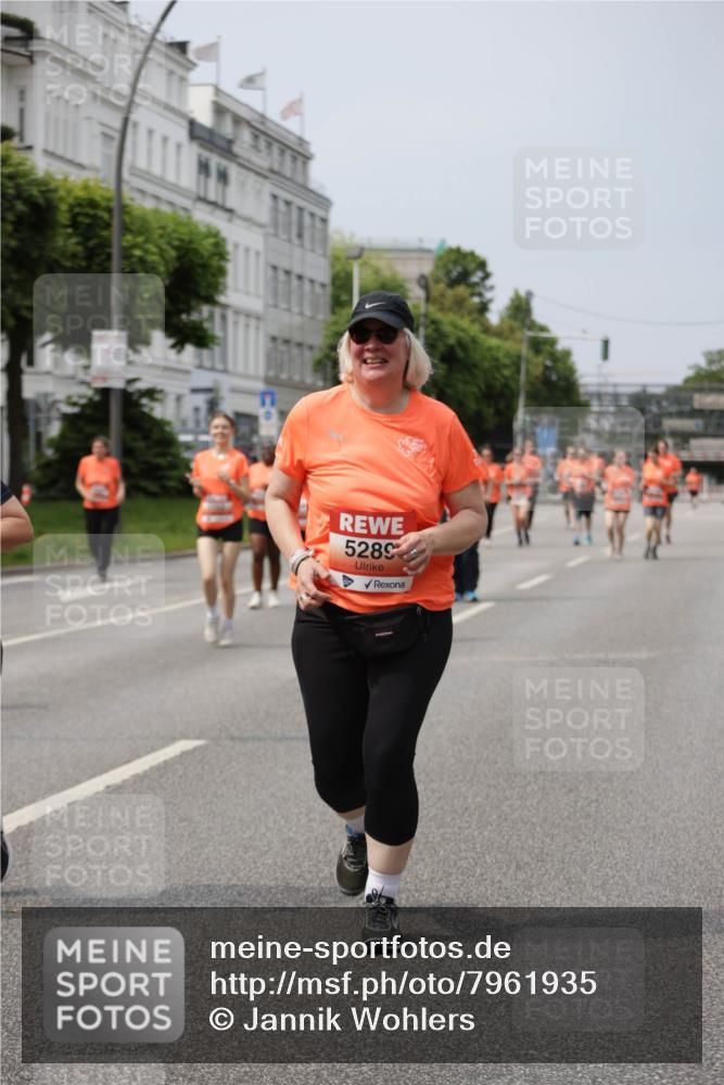 15.06.2025 - REWE Women's Run Jannik Wohlers http://msf.ph/oto/7961935 15.06.2025 09:46:32 Laufen 5289 meine-sportfotos.de