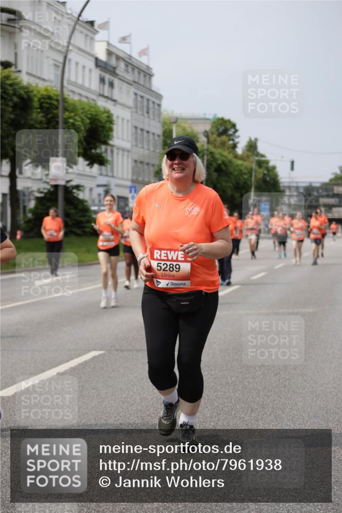 15.06.2025 - REWE Women's Run Jannik Wohlers http://msf.ph/oto/7961938 15.06.2025 09:46:32 Laufen 5289 meine-sportfotos.de
