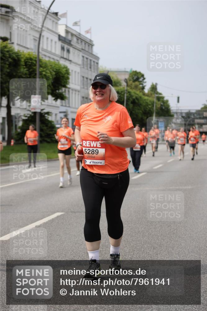 15.06.2025 - REWE Women's Run Jannik Wohlers http://msf.ph/oto/7961941 15.06.2025 09:46:32 Laufen 5289 meine-sportfotos.de