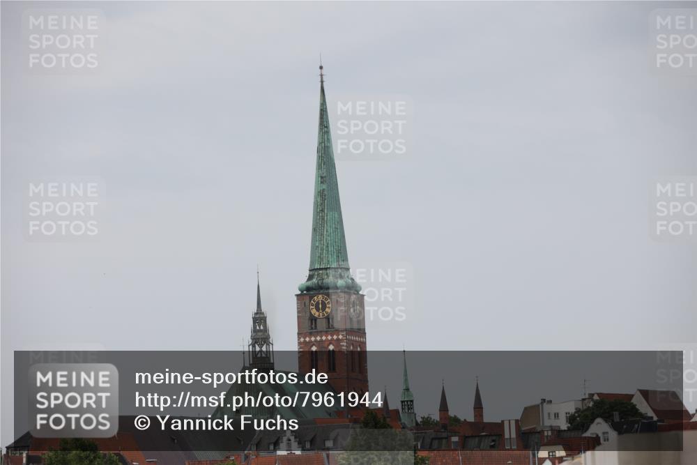 15.06.2025 - 7 Türme Triathlon Yannick Fuchs http://msf.ph/oto/7961944 15.06.2025 10:11:59 Radfahren  meine-sportfotos.de
