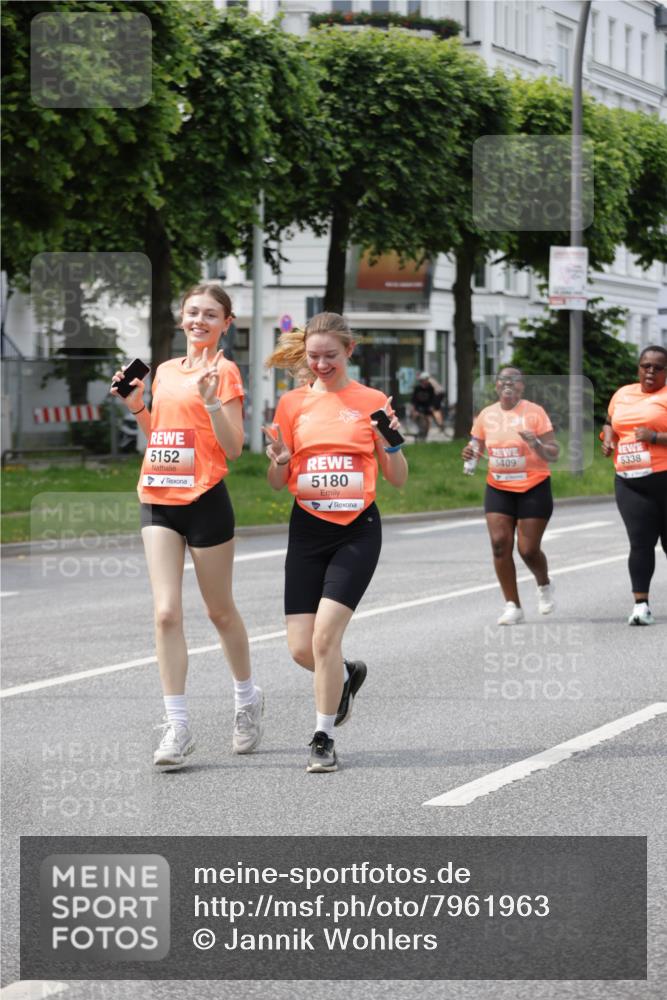 15.06.2025 - REWE Women's Run Jannik Wohlers http://msf.ph/oto/7961963 15.06.2025 09:46:36 Laufen 5152, 5180, 5409, 5338 meine-sportfotos.de