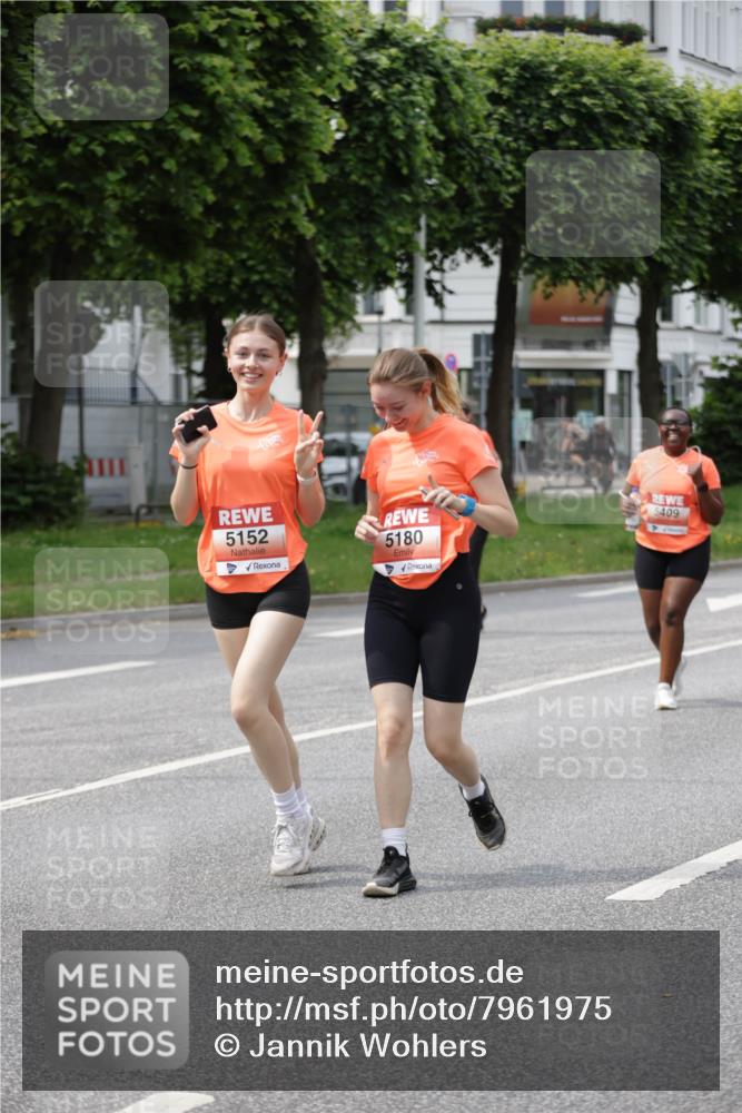 15.06.2025 - REWE Women's Run Jannik Wohlers http://msf.ph/oto/7961975 15.06.2025 09:46:36 Laufen 5152, 5180, 5409 meine-sportfotos.de