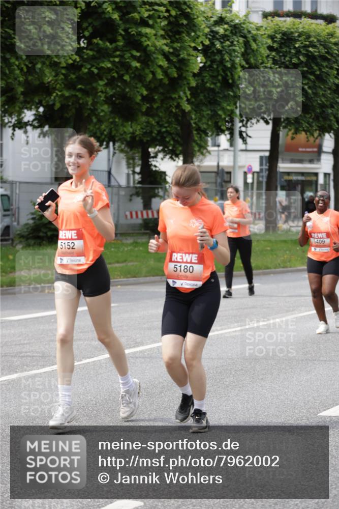 15.06.2025 - REWE Women's Run Jannik Wohlers http://msf.ph/oto/7962002 15.06.2025 09:46:37 Laufen 5152, 5180 meine-sportfotos.de