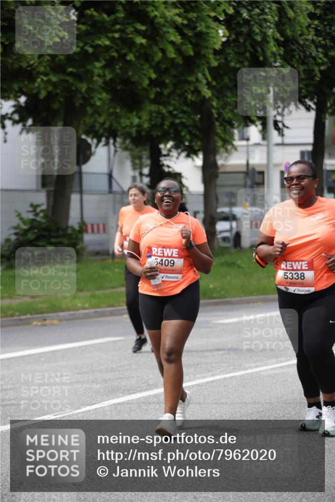 15.06.2025 - REWE Women's Run Jannik Wohlers http://msf.ph/oto/7962020 15.06.2025 09:46:39 Laufen 5409, 5338 meine-sportfotos.de