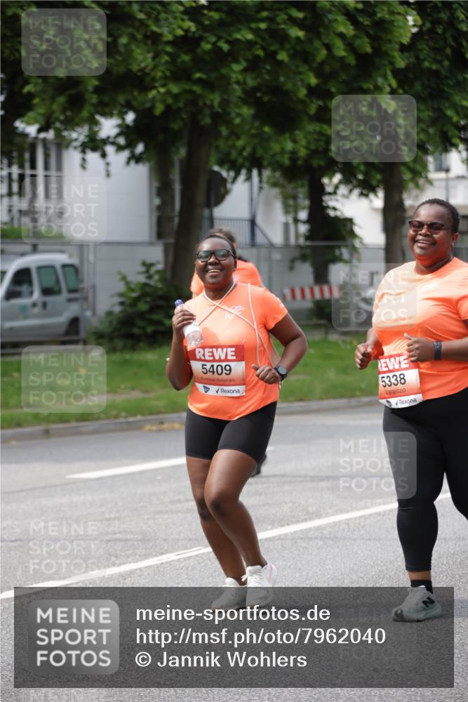 15.06.2025 - REWE Women's Run Jannik Wohlers http://msf.ph/oto/7962040 15.06.2025 09:46:40 Laufen 5409, 5338 meine-sportfotos.de
