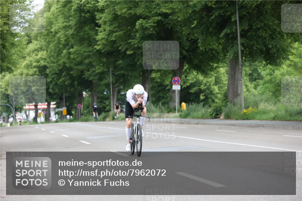 15.06.2025 - 7 Türme Triathlon Yannick Fuchs http://msf.ph/oto/7962072 15.06.2025 10:53:24 Radfahren 324 meine-sportfotos.de
