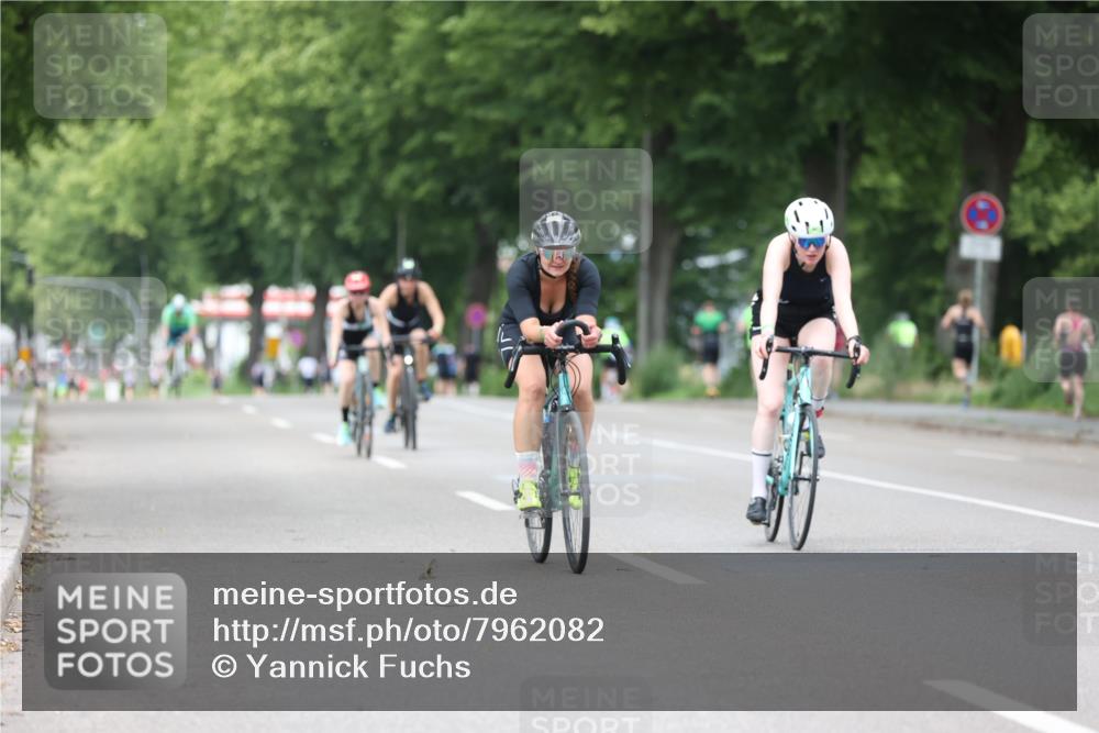 15.06.2025 - 7 Türme Triathlon Yannick Fuchs http://msf.ph/oto/7962082 15.06.2025 13:51:00 Radfahren 304, 645, 867, 936, 1012 meine-sportfotos.de