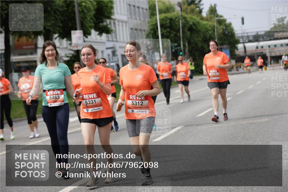 15.06.2025 - REWE Women's Run Jannik Wohlers http://msf.ph/oto/7962098 15.06.2025 09:46:44 Laufen 15, 5463, 5331, 5312, 5172 meine-sportfotos.de