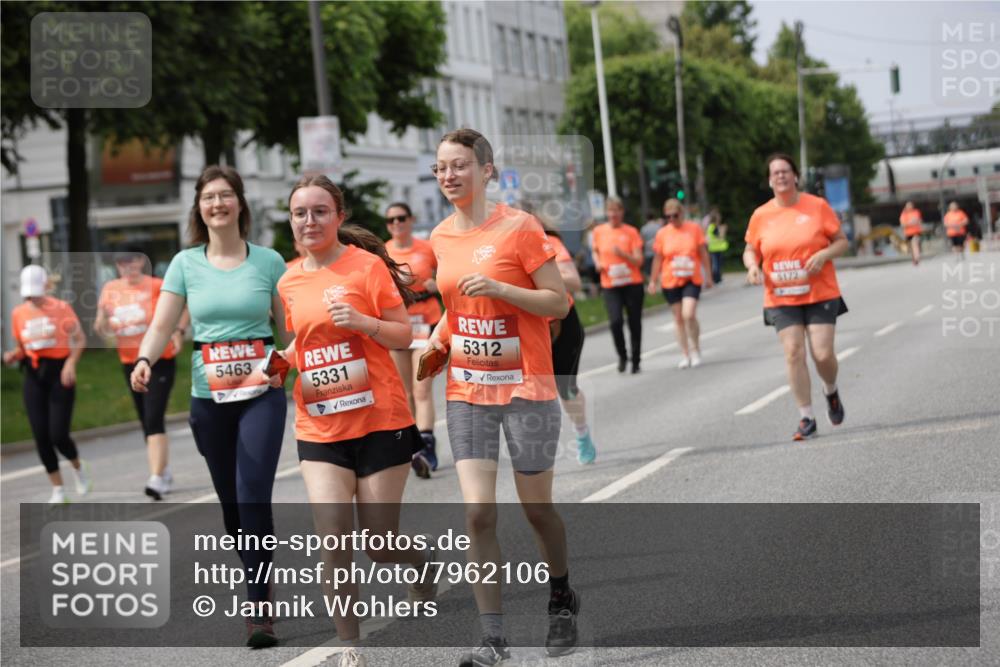 15.06.2025 - REWE Women's Run Jannik Wohlers http://msf.ph/oto/7962106 15.06.2025 09:46:44 Laufen 5463, 5331, 5312, 6172 meine-sportfotos.de