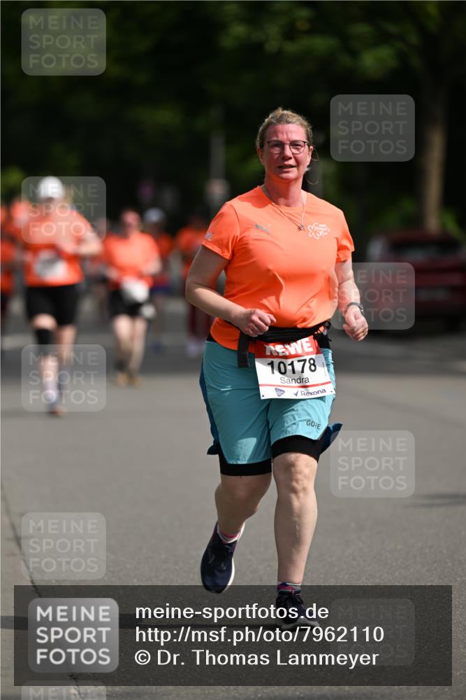 15.06.2025 - REWE Women's Run Dr. Thomas Lammeyer http://msf.ph/oto/7962110 15.06.2025 09:51:04 Laufen 10178 meine-sportfotos.de