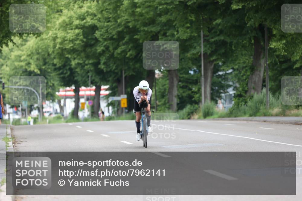 15.06.2025 - 7 Türme Triathlon Yannick Fuchs http://msf.ph/oto/7962141 15.06.2025 10:55:43 Radfahren 218, 282 meine-sportfotos.de