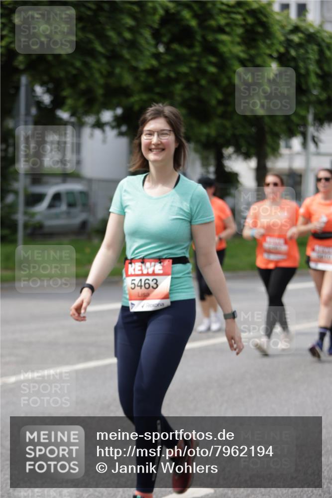 15.06.2025 - REWE Women's Run Jannik Wohlers http://msf.ph/oto/7962194 15.06.2025 09:46:47 Laufen 5463 meine-sportfotos.de