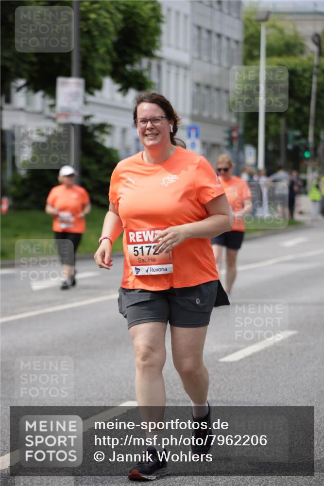 15.06.2025 - REWE Women's Run Jannik Wohlers http://msf.ph/oto/7962206 15.06.2025 09:46:49 Laufen 5172 meine-sportfotos.de