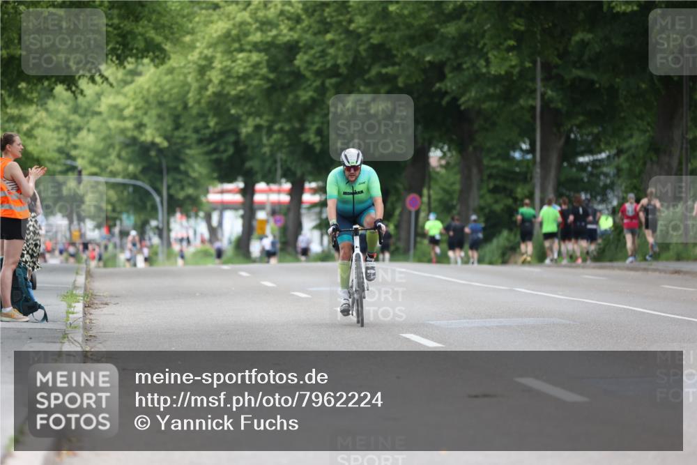 15.06.2025 - 7 Türme Triathlon Yannick Fuchs http://msf.ph/oto/7962224 15.06.2025 13:51:05 Radfahren 213, 304, 307, 645, 936, 1012 meine-sportfotos.de