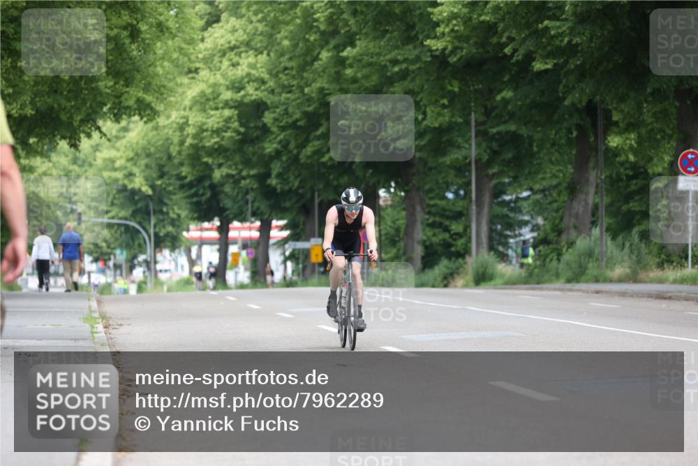 15.06.2025 - 7 Türme Triathlon Yannick Fuchs http://msf.ph/oto/7962289 15.06.2025 11:02:04 Radfahren 222, 297 meine-sportfotos.de