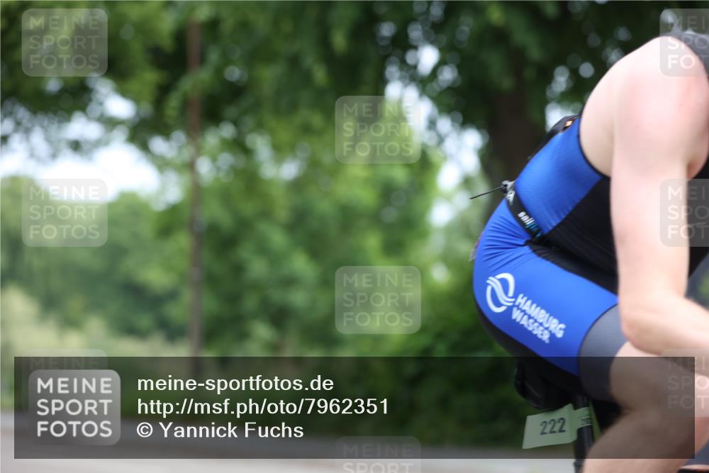 15.06.2025 - 7 Türme Triathlon Yannick Fuchs http://msf.ph/oto/7962351 15.06.2025 11:02:06 Radfahren 222, 297 meine-sportfotos.de