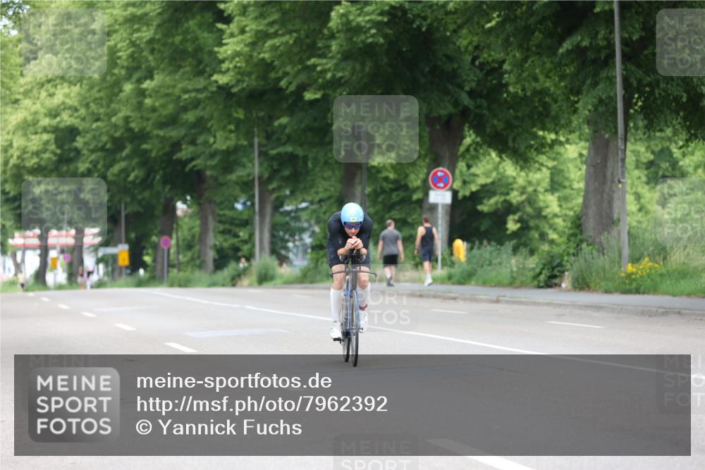 15.06.2025 - 7 Türme Triathlon Yannick Fuchs http://msf.ph/oto/7962392 15.06.2025 11:02:52 Radfahren 261 meine-sportfotos.de