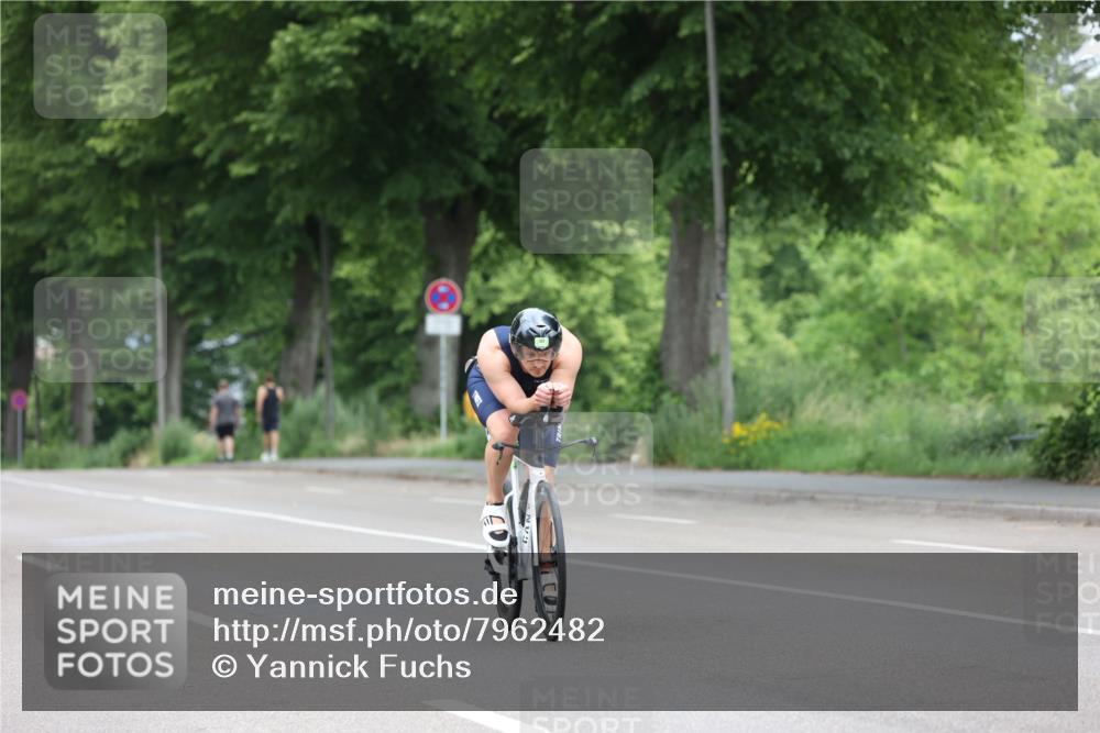 15.06.2025 - 7 Türme Triathlon Yannick Fuchs http://msf.ph/oto/7962482 15.06.2025 11:03:13 Radfahren  meine-sportfotos.de