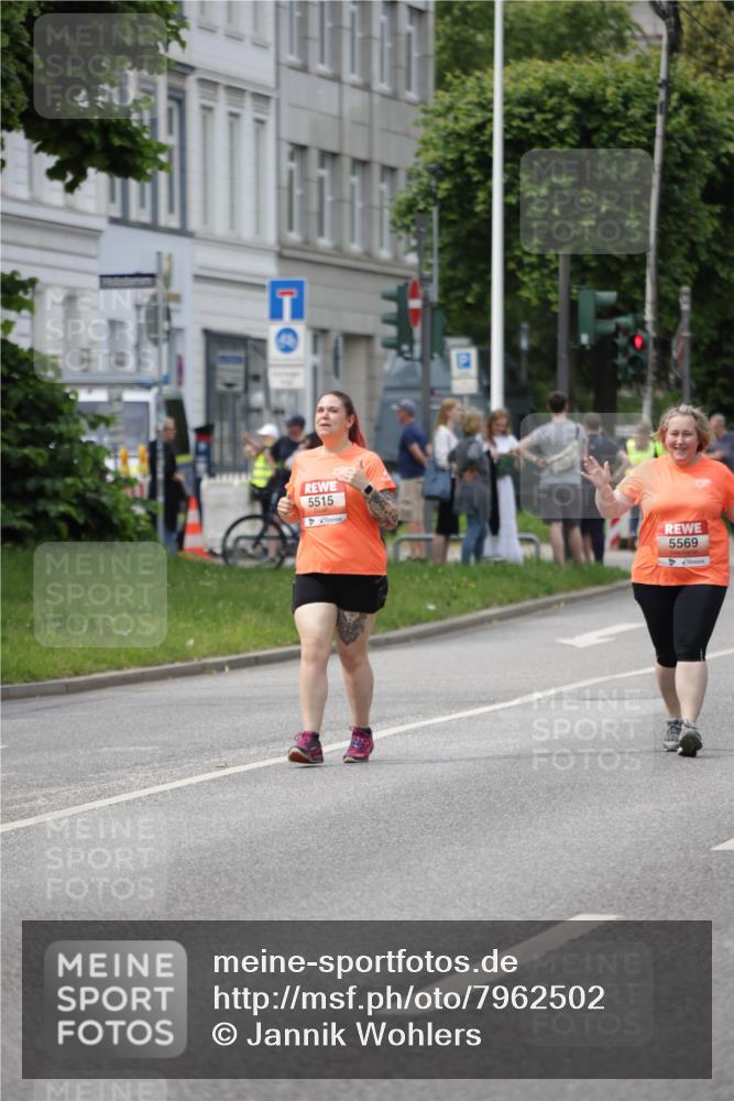 15.06.2025 - REWE Women's Run Jannik Wohlers http://msf.ph/oto/7962502 15.06.2025 09:47:14 Laufen 5515 meine-sportfotos.de