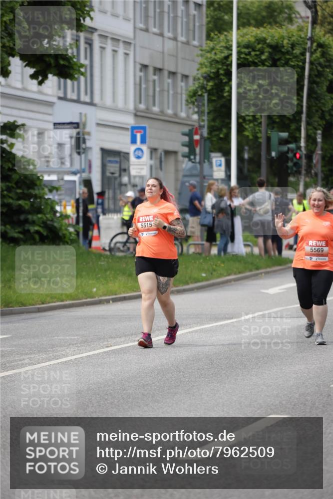 15.06.2025 - REWE Women's Run Jannik Wohlers http://msf.ph/oto/7962509 15.06.2025 09:47:14 Laufen 5515 meine-sportfotos.de