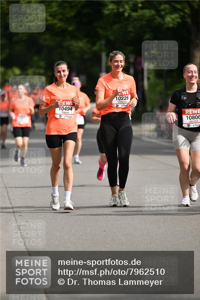15.06.2025 - REWE Women's Run Dr. Thomas Lammeyer http://msf.ph/oto/7962510 15.06.2025 09:51:25 Laufen 10494, 10226 meine-sportfotos.de