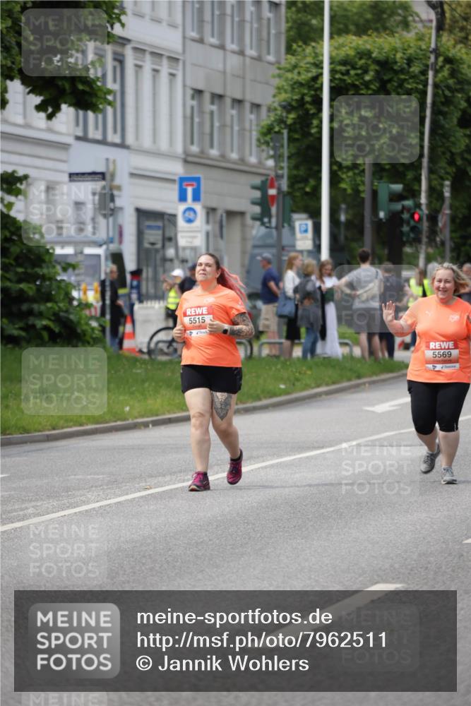 15.06.2025 - REWE Women's Run Jannik Wohlers http://msf.ph/oto/7962511 15.06.2025 09:47:14 Laufen 1000, 5515, 5569 meine-sportfotos.de