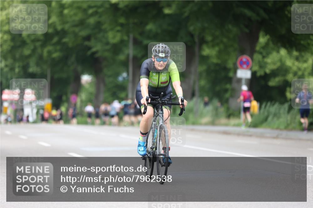 15.06.2025 - 7 Türme Triathlon Yannick Fuchs http://msf.ph/oto/7962538 15.06.2025 13:52:06 Radfahren 418 meine-sportfotos.de
