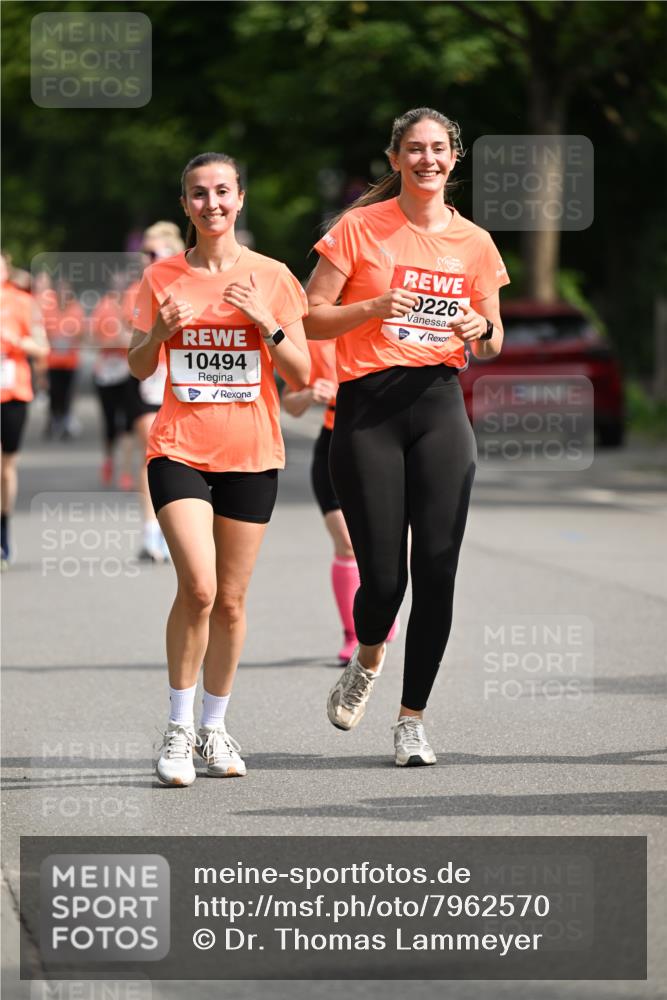 15.06.2025 - REWE Women's Run Dr. Thomas Lammeyer http://msf.ph/oto/7962570 15.06.2025 09:51:26 Laufen 10494, 0226 meine-sportfotos.de