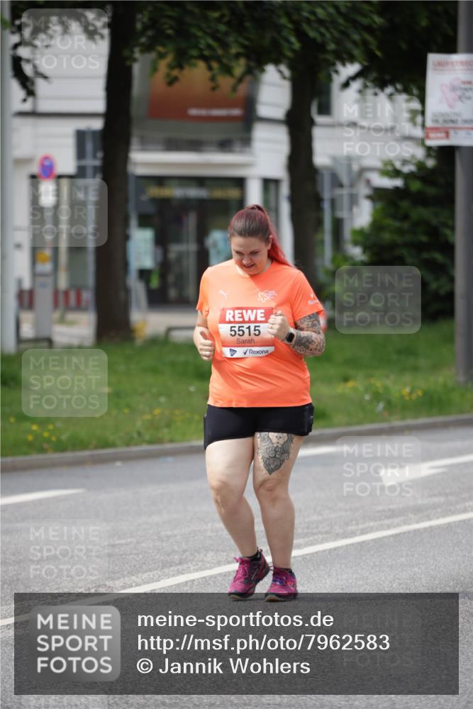 15.06.2025 - REWE Women's Run Jannik Wohlers http://msf.ph/oto/7962583 15.06.2025 09:47:20 Laufen 5515 meine-sportfotos.de