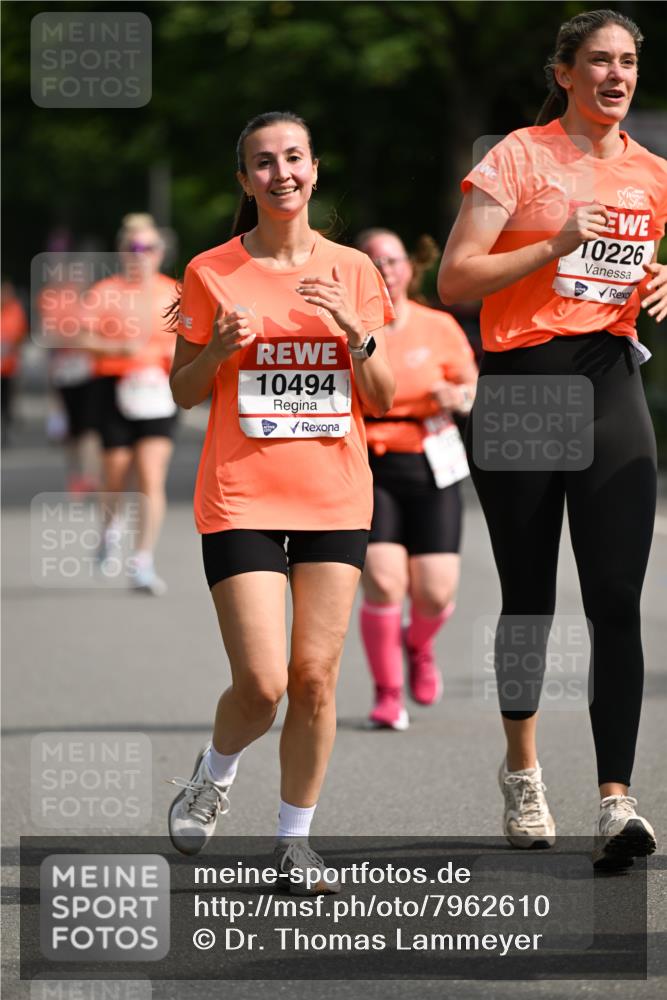 15.06.2025 - REWE Women's Run Dr. Thomas Lammeyer http://msf.ph/oto/7962610 15.06.2025 09:51:28 Laufen 10494, 10226 meine-sportfotos.de