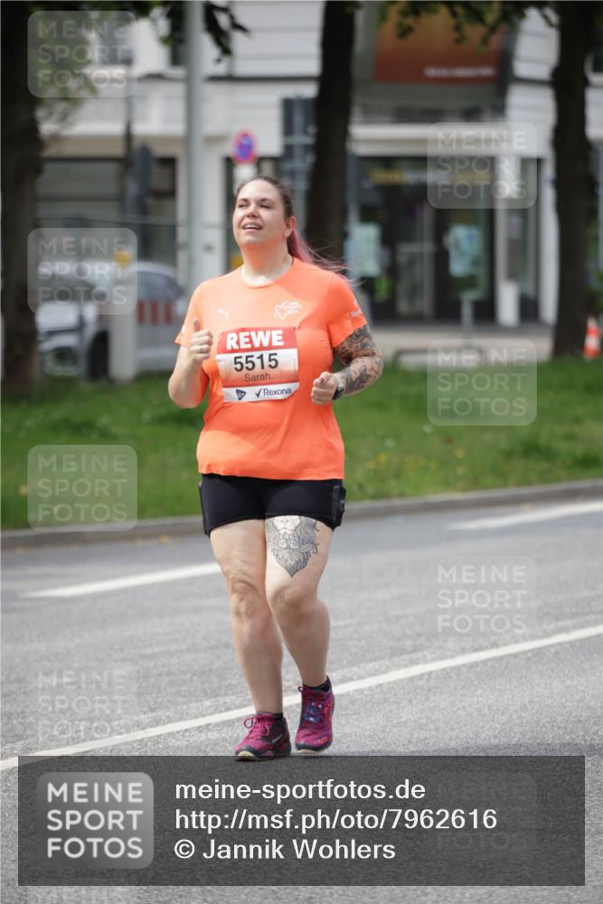15.06.2025 - REWE Women's Run Jannik Wohlers http://msf.ph/oto/7962616 15.06.2025 09:47:21 Laufen 5515 meine-sportfotos.de
