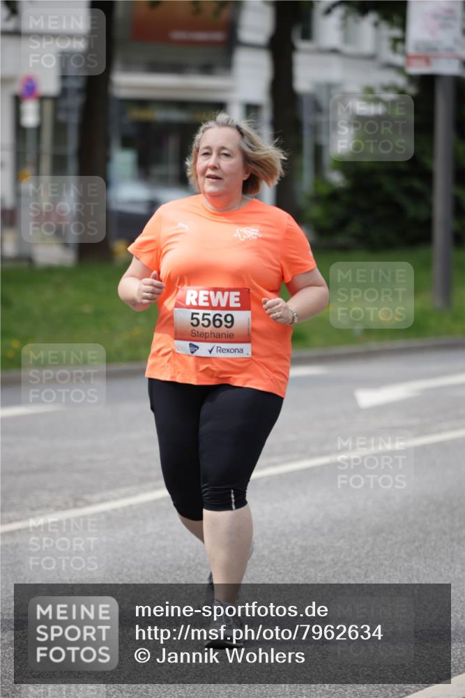 15.06.2025 - REWE Women's Run Jannik Wohlers http://msf.ph/oto/7962634 15.06.2025 09:47:22 Laufen 5569 meine-sportfotos.de