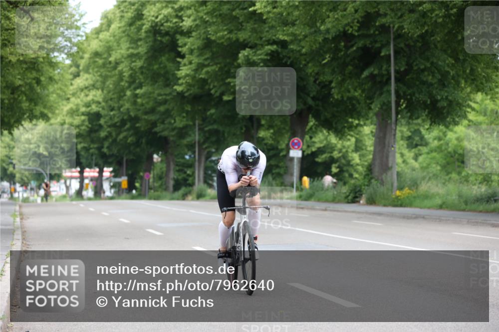 15.06.2025 - 7 Türme Triathlon Yannick Fuchs http://msf.ph/oto/7962640 15.06.2025 11:05:26 Radfahren  meine-sportfotos.de