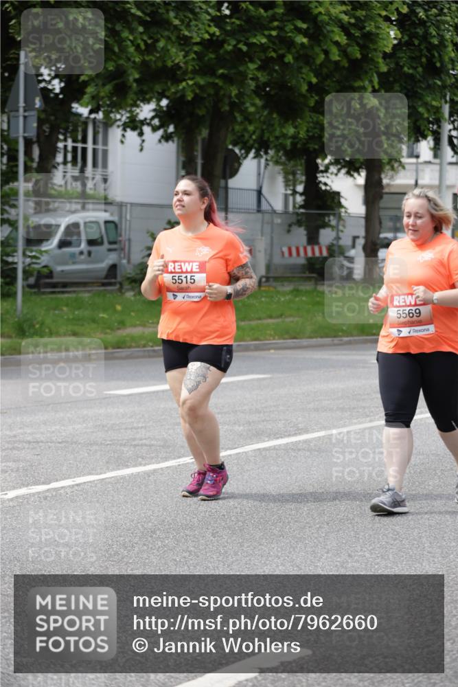 15.06.2025 - REWE Women's Run Jannik Wohlers http://msf.ph/oto/7962660 15.06.2025 09:47:23 Laufen 5515, 5569 meine-sportfotos.de