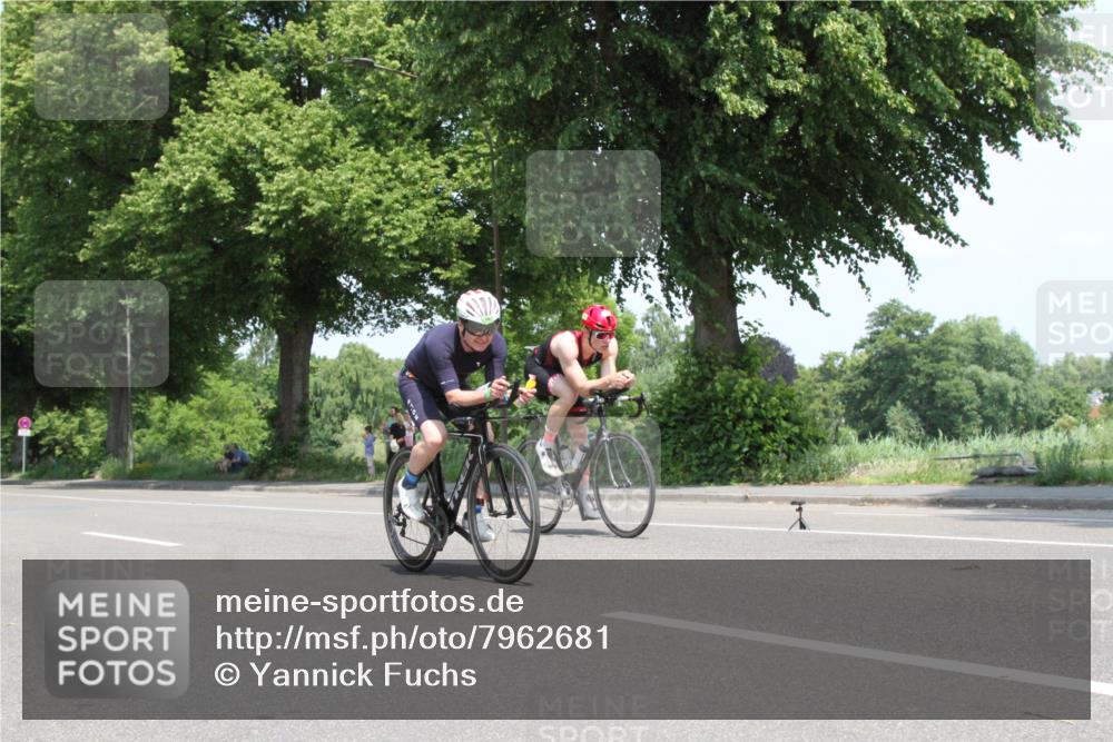 15.06.2025 - 7 Türme Triathlon Yannick Fuchs http://msf.ph/oto/7962681 15.06.2025 12:44:31 Radfahren  meine-sportfotos.de