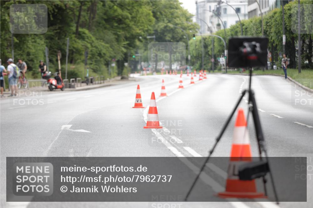 15.06.2025 - REWE Women's Run Jannik Wohlers http://msf.ph/oto/7962737 15.06.2025 09:53:25 Laufen  meine-sportfotos.de