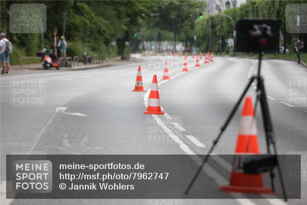 15.06.2025 - REWE Women's Run Jannik Wohlers http://msf.ph/oto/7962747 15.06.2025 09:53:37 Laufen  meine-sportfotos.de