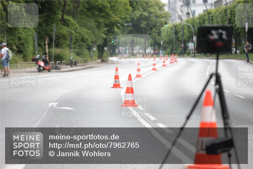 15.06.2025 - REWE Women's Run Jannik Wohlers http://msf.ph/oto/7962765 15.06.2025 09:53:44 Laufen  meine-sportfotos.de