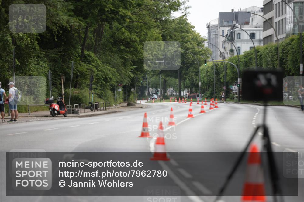 15.06.2025 - REWE Women's Run Jannik Wohlers http://msf.ph/oto/7962780 15.06.2025 09:54:09 Laufen  meine-sportfotos.de