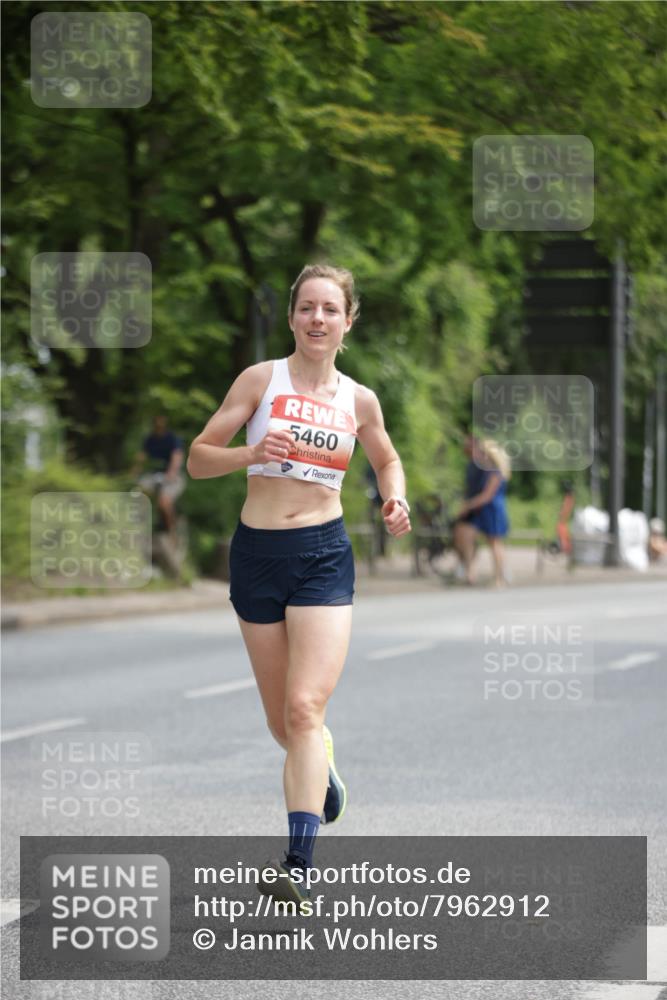 15.06.2025 - REWE Women's Run Jannik Wohlers http://msf.ph/oto/7962912 15.06.2025 09:56:29 Laufen 5460 meine-sportfotos.de