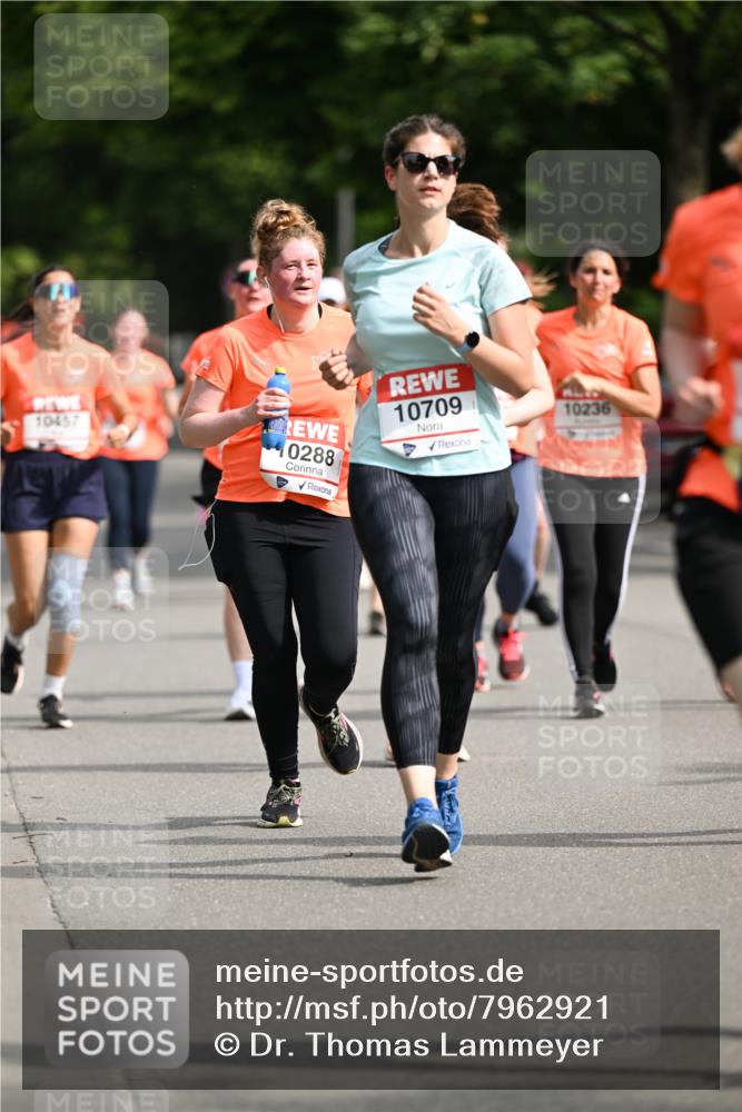 15.06.2025 - REWE Women's Run Dr. Thomas Lammeyer http://msf.ph/oto/7962921 15.06.2025 09:51:41 Laufen 10457, 0288, 10709, 10236 meine-sportfotos.de